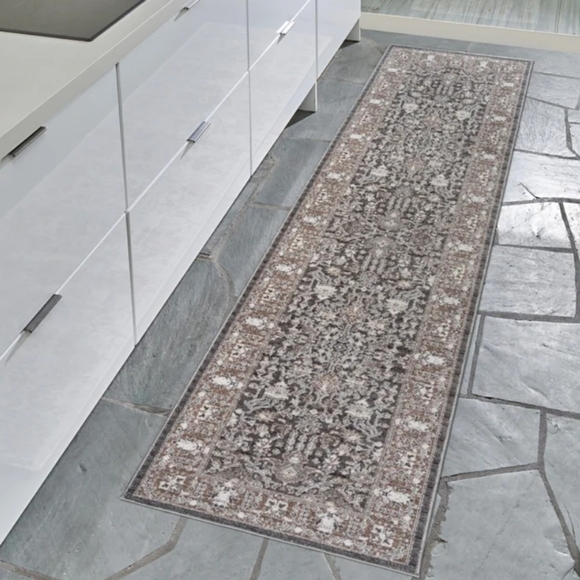 Oos - Picture 2 of 4